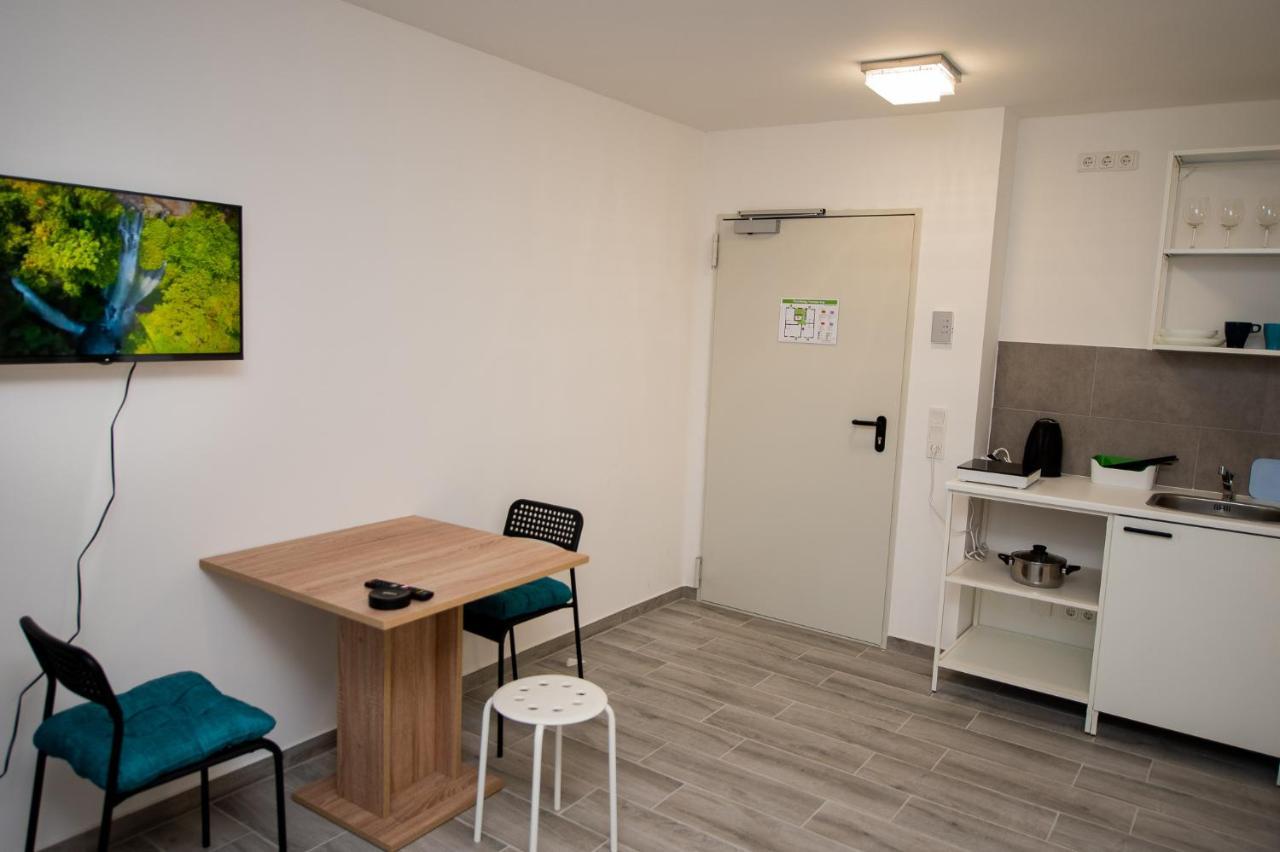 Modern Living Studio Kueche Netflix Inklusive Top Lage Nuremberga Exterior foto